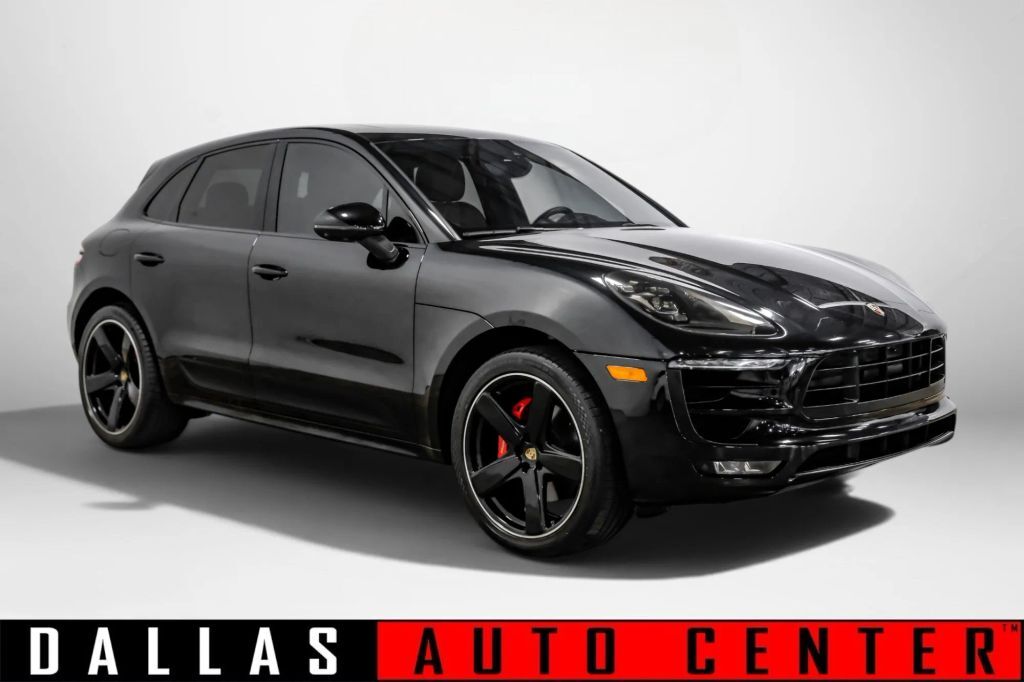 2018 PORSCHE Macan
