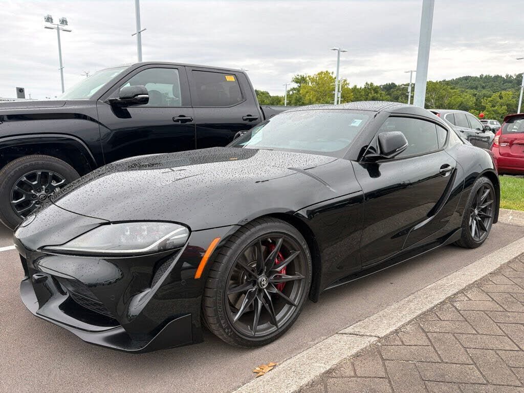 2023 TOYOTA Supra