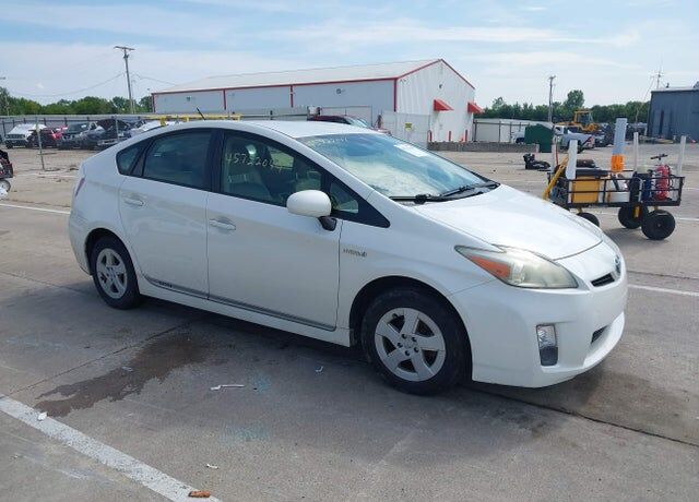 2011 TOYOTA PRIUS