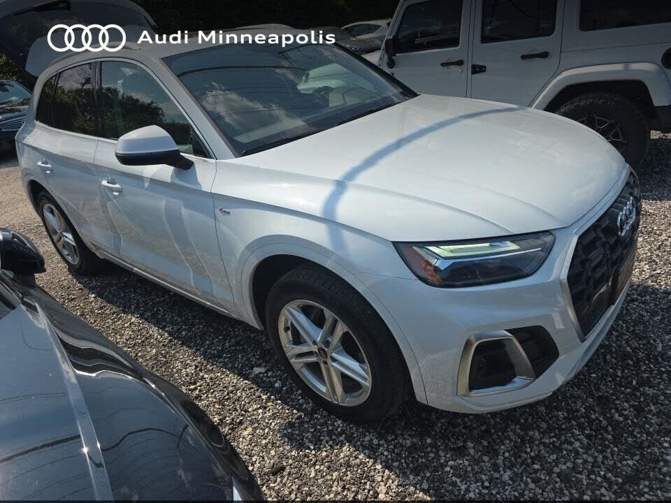 2024 AUDI Q5 e
