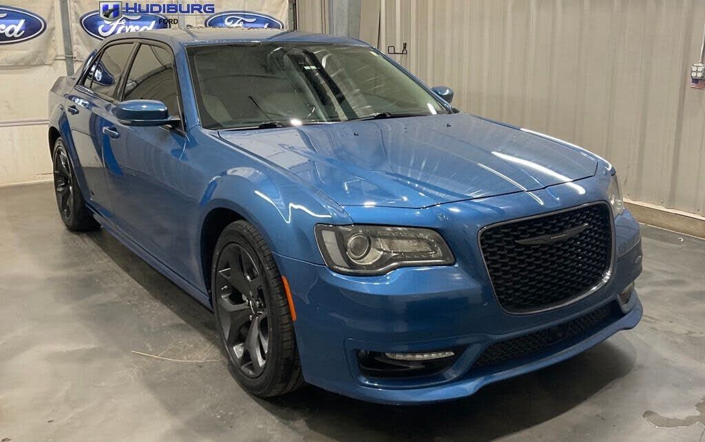 2023 CHRYSLER 300