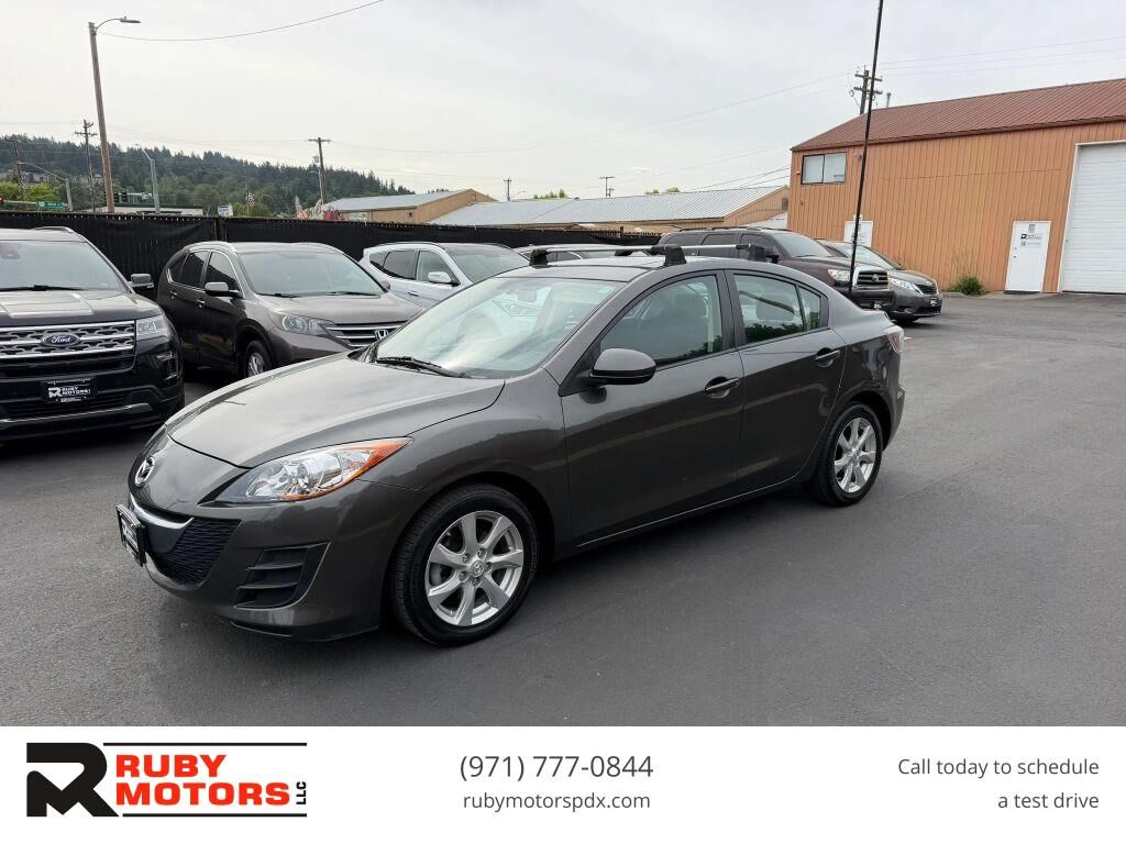 2010 MAZDA Mazda3