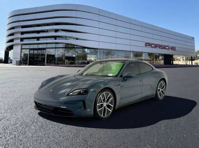 2026 PORSCHE Taycan