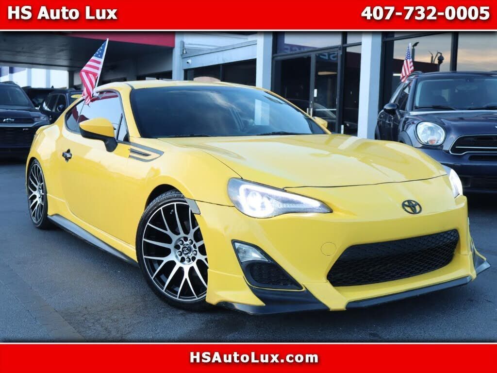 2015 TOYOTA Scion