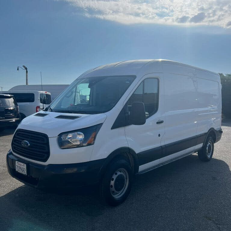 2018 FORD Transit