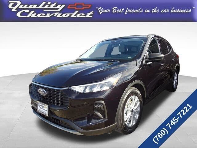 2023 FORD Escape