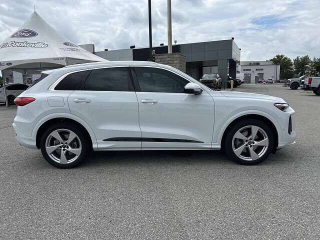 2025 AUDI Q5