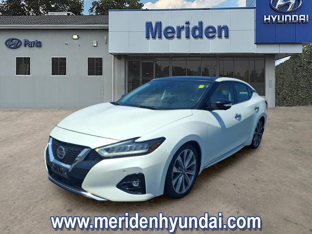 2021 NISSAN Maxima