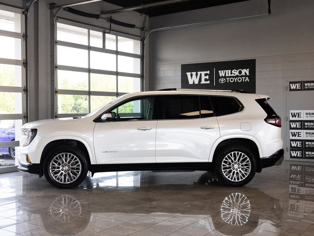 2025 GMC Acadia