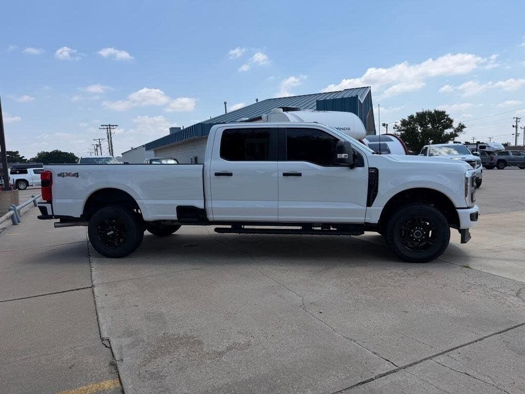 2024 FORD F-250
