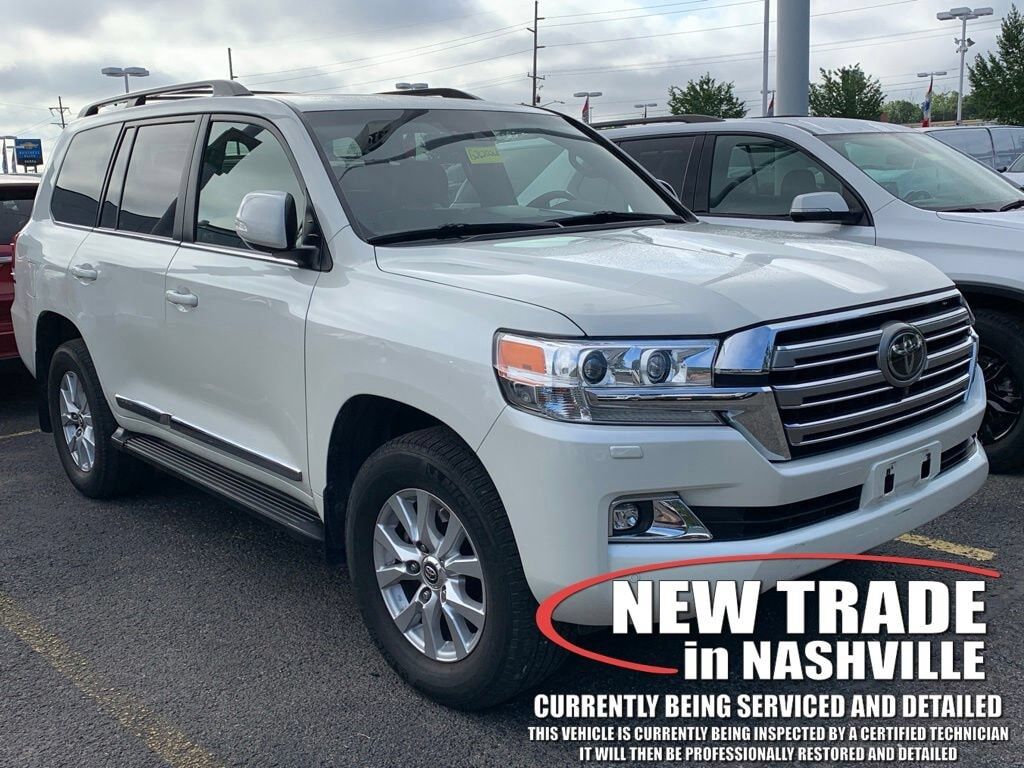 2019 TOYOTA Land Cruiser