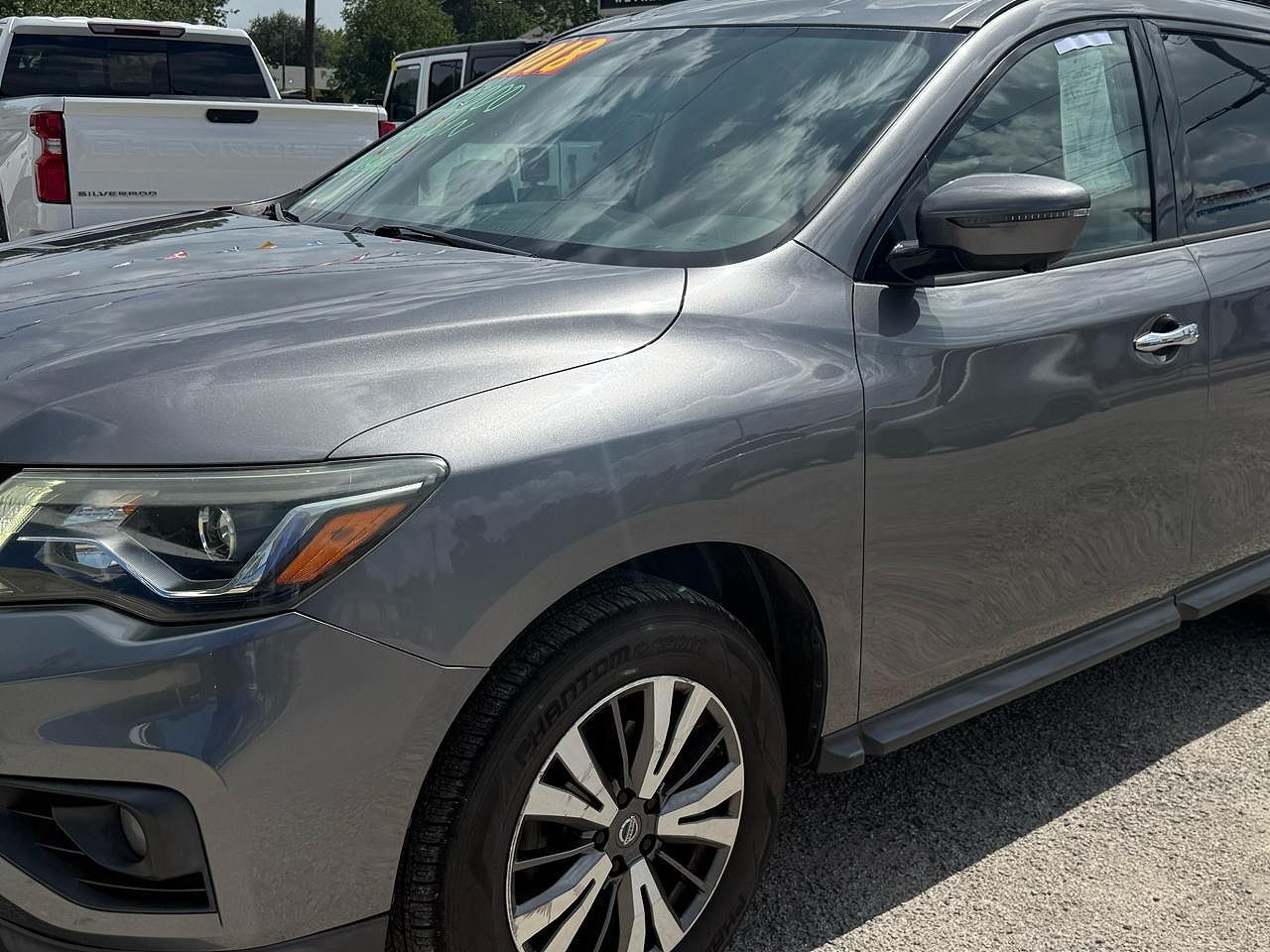 2018 NISSAN Pathfinder