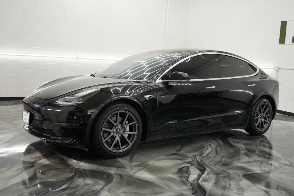 2018 TESLA Model 3