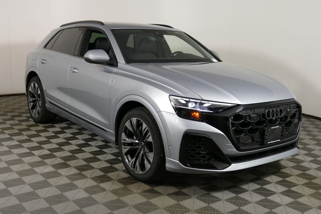 2026 AUDI Q8