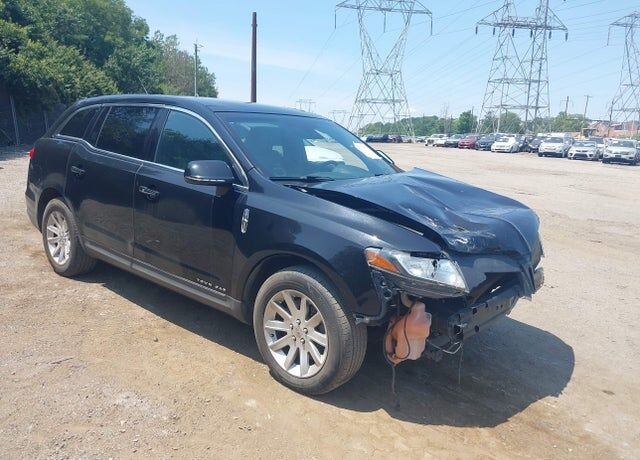 2018 LINCOLN MKT