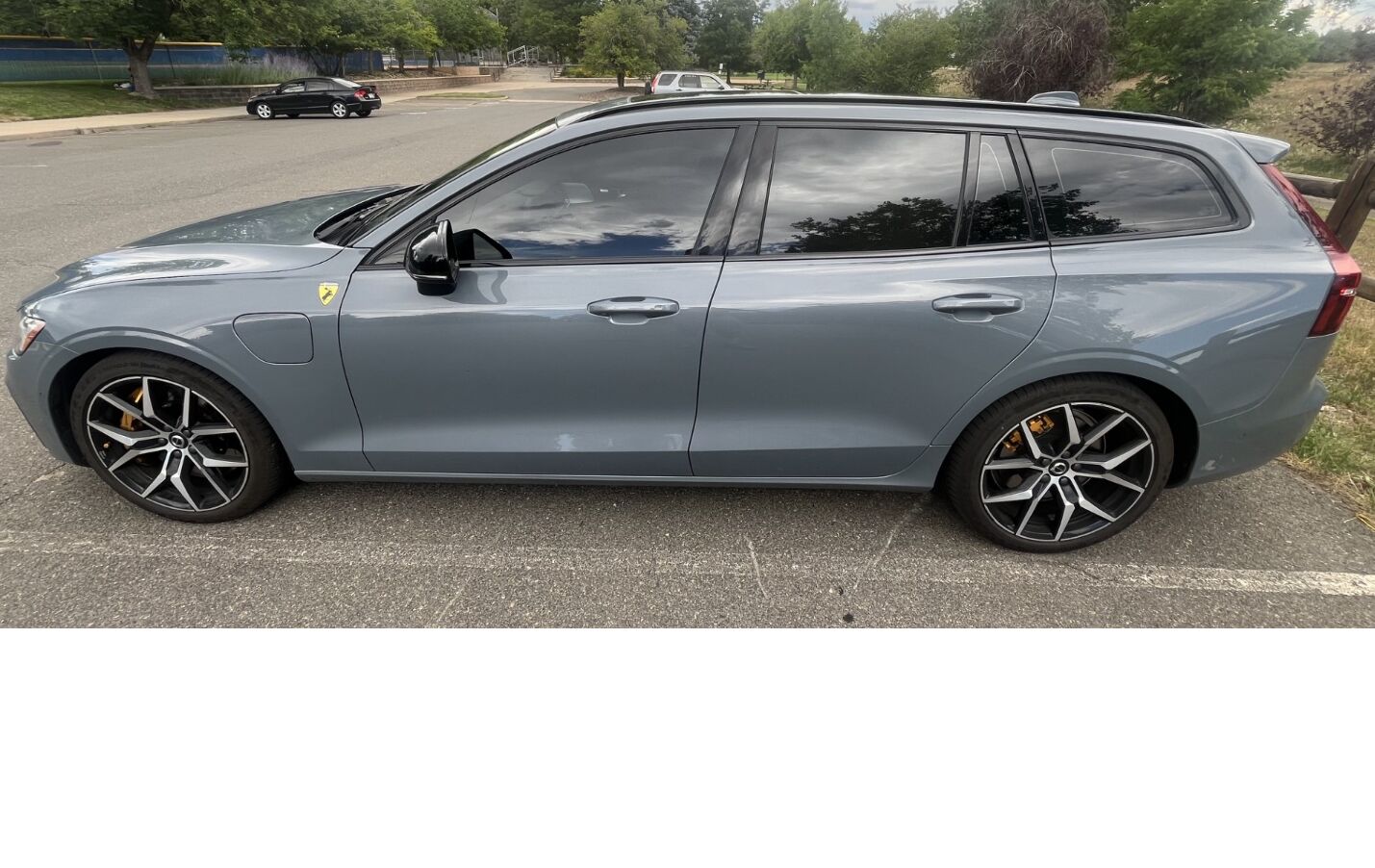 2024 VOLVO V60