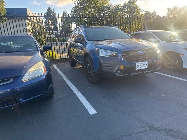 2022 SUBARU Outback