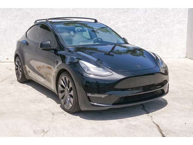 2023 TESLA Model Y