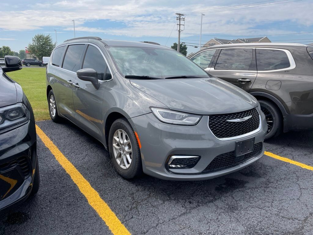 2022 CHRYSLER Pacifica