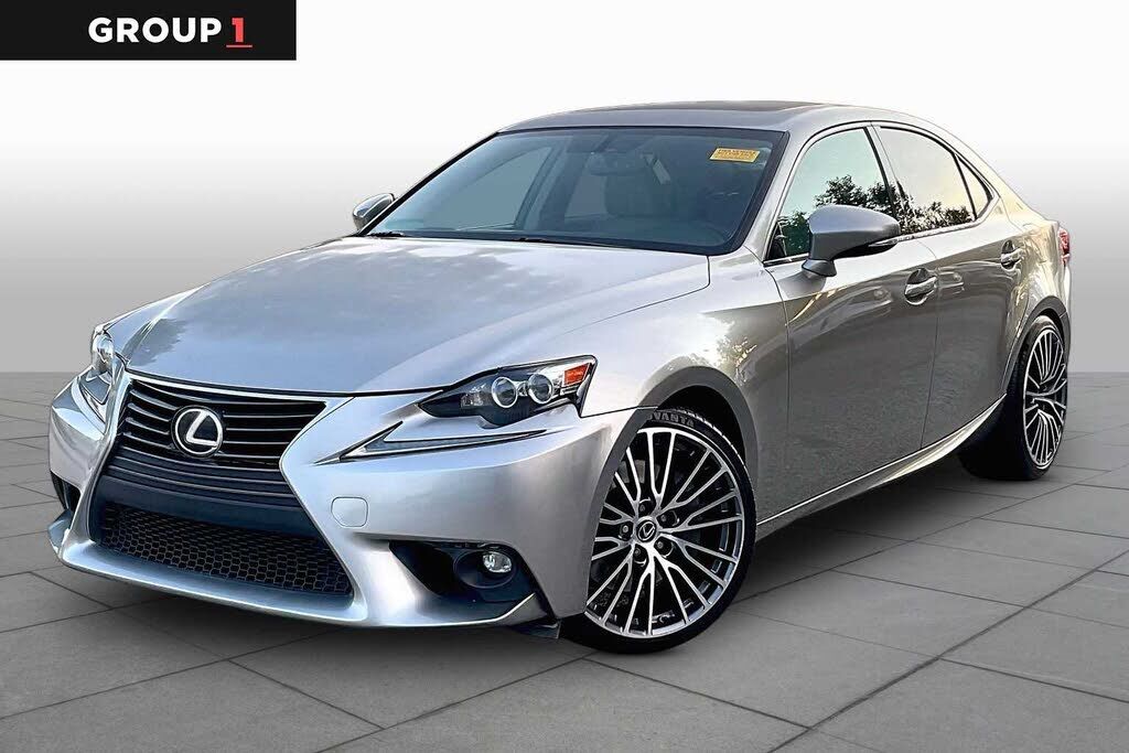 2016 LEXUS IS