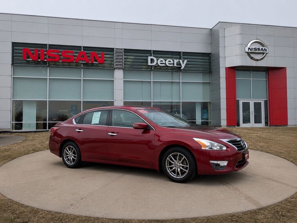 2015 NISSAN Altima