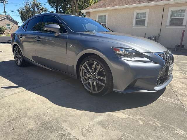 2016 LEXUS IS