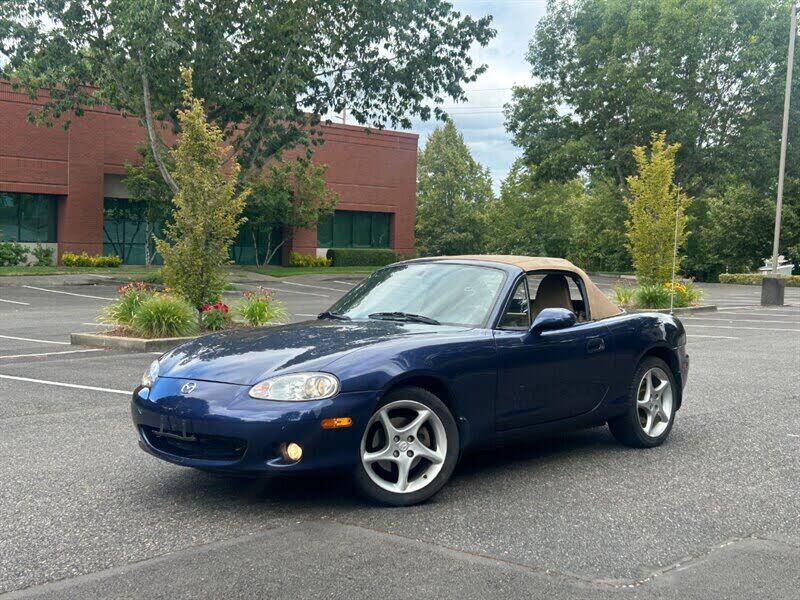 2002 MAZDA MX-5