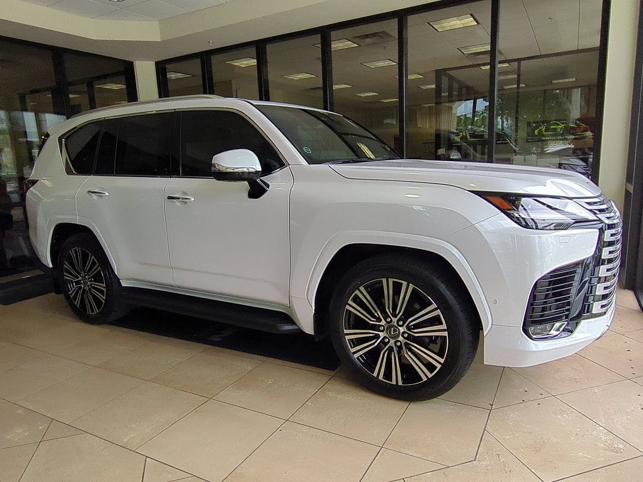 2026 LEXUS LX