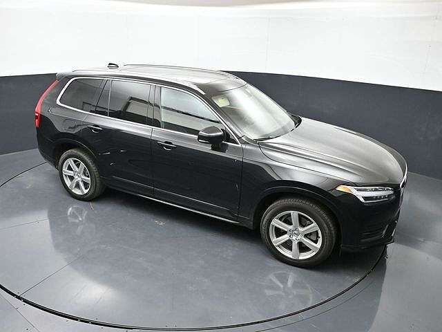 2022 VOLVO XC90