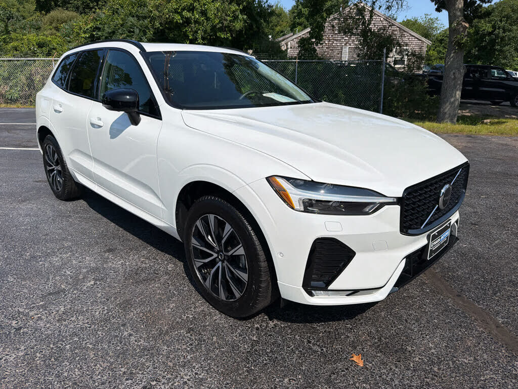 2024 VOLVO XC60