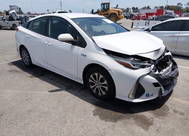 2021 TOYOTA Prius