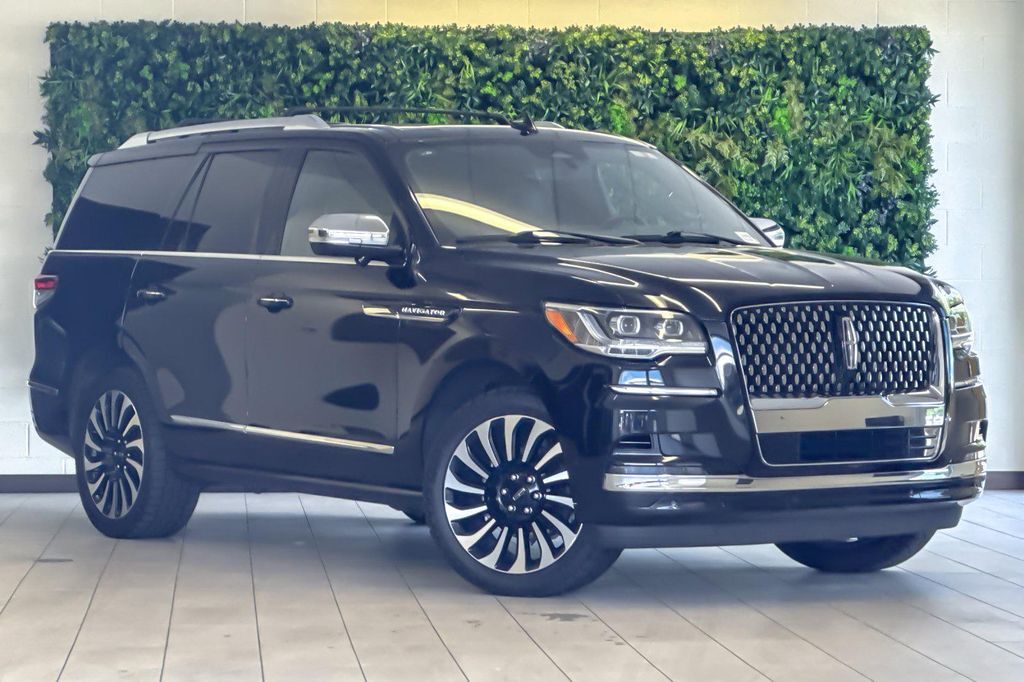 2024 LINCOLN Navigator