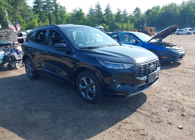2023 FORD Escape