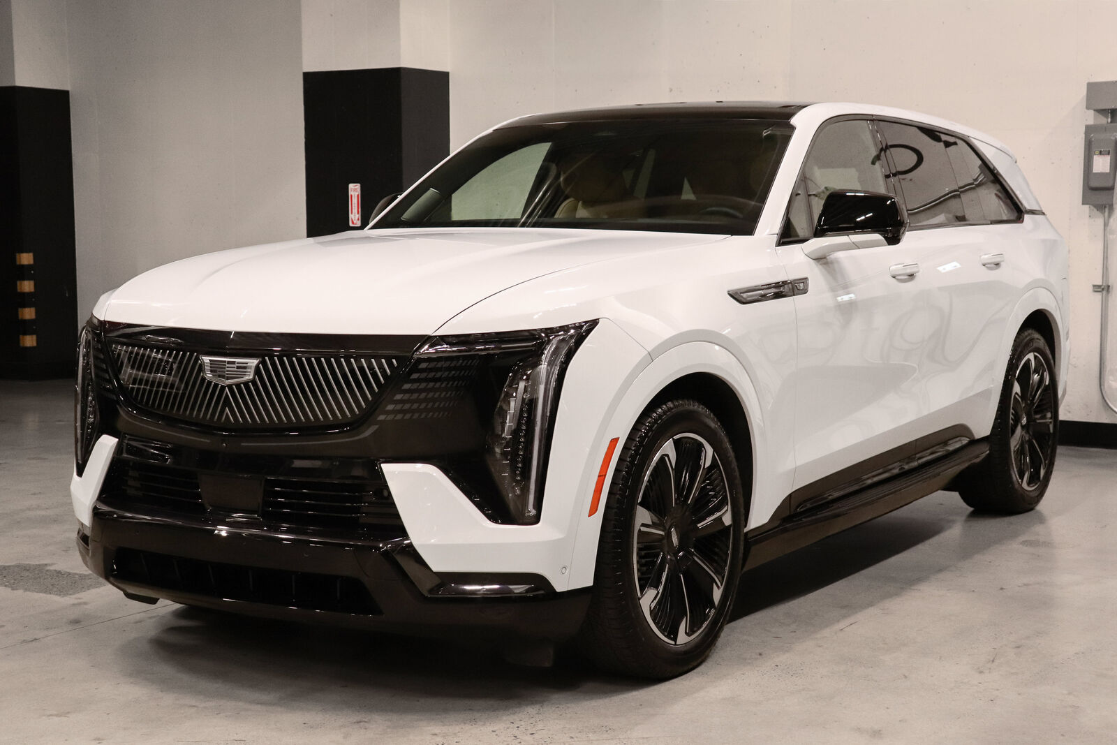 2025 CADILLAC Escalade IQ
