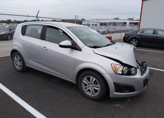 2015 CHEVROLET Sonic