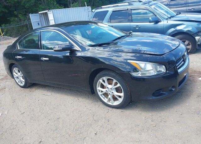 2014 NISSAN Maxima