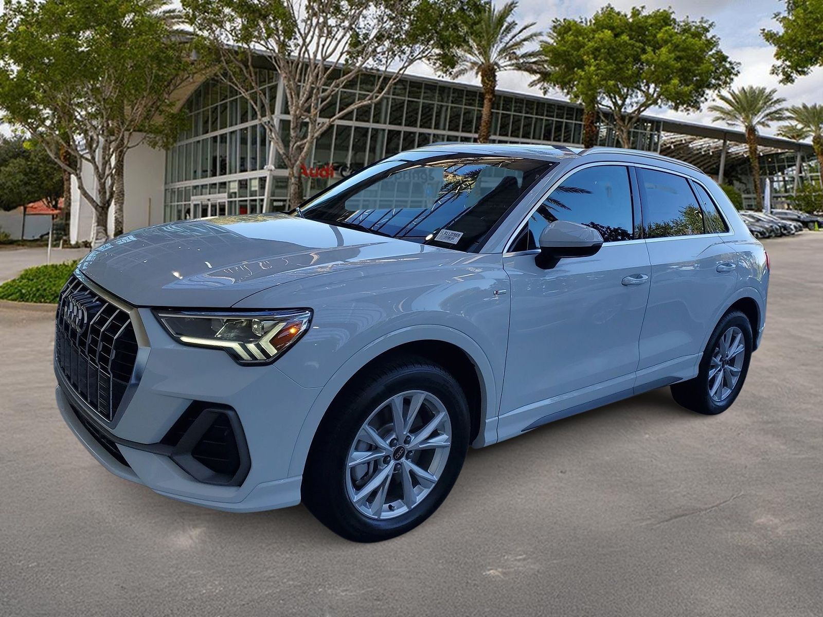 2024 AUDI Q3