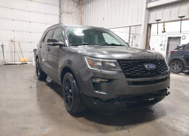 2019 FORD Explorer