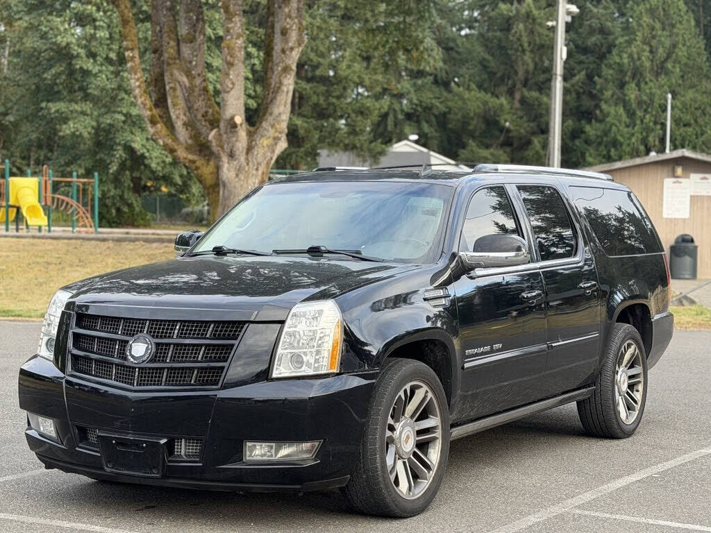 2013 CADILLAC Escalade