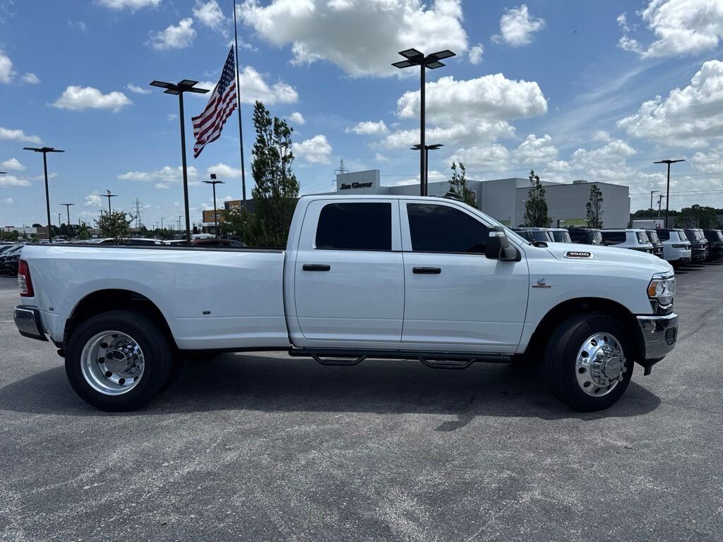 2023 RAM 3500