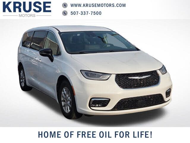 2024 CHRYSLER Pacifica
