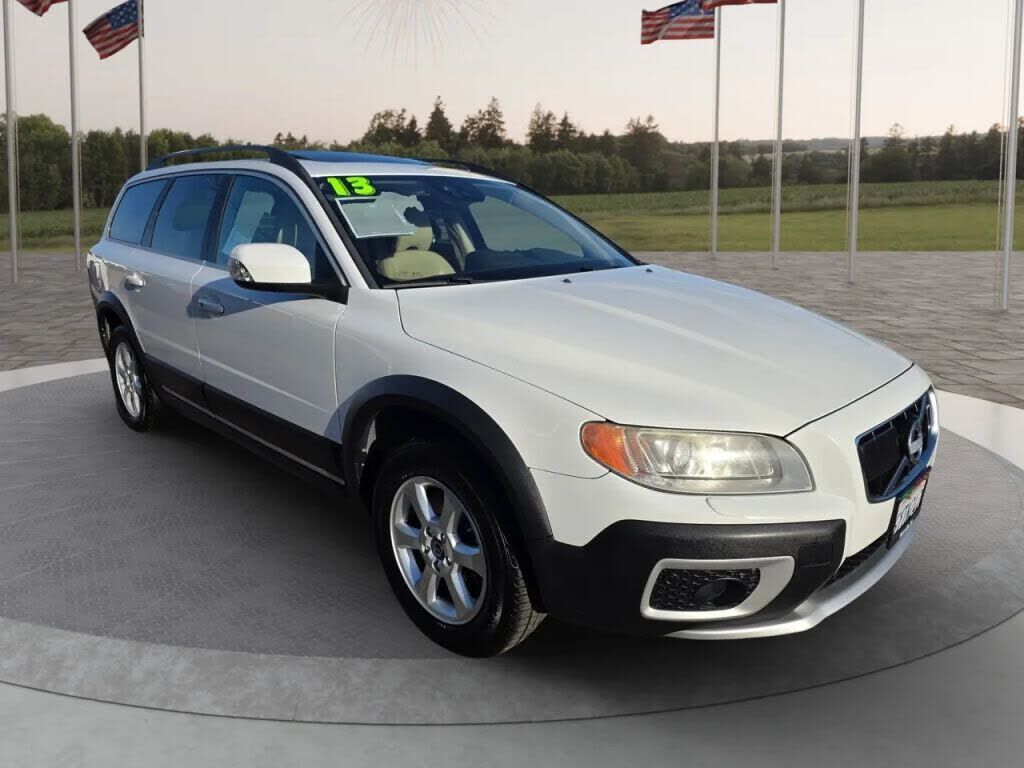 2013 VOLVO XC70