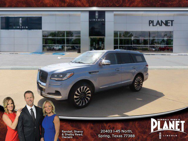 2022 LINCOLN Navigator