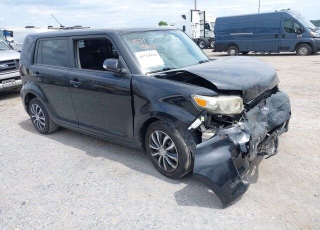 2013 TOYOTA SCION