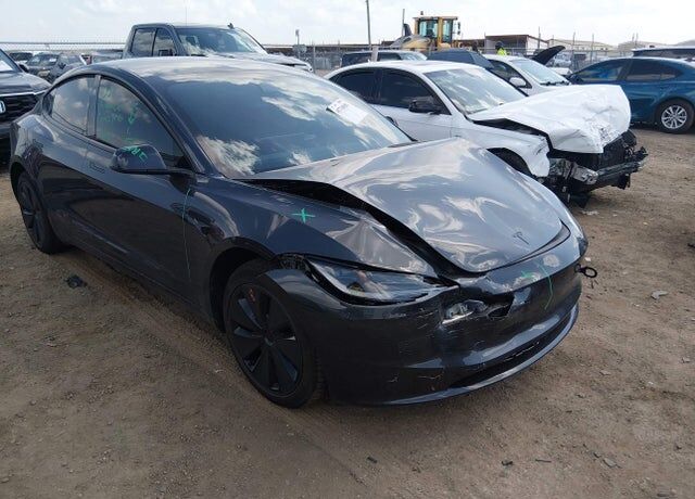 2026 TESLA Model 3