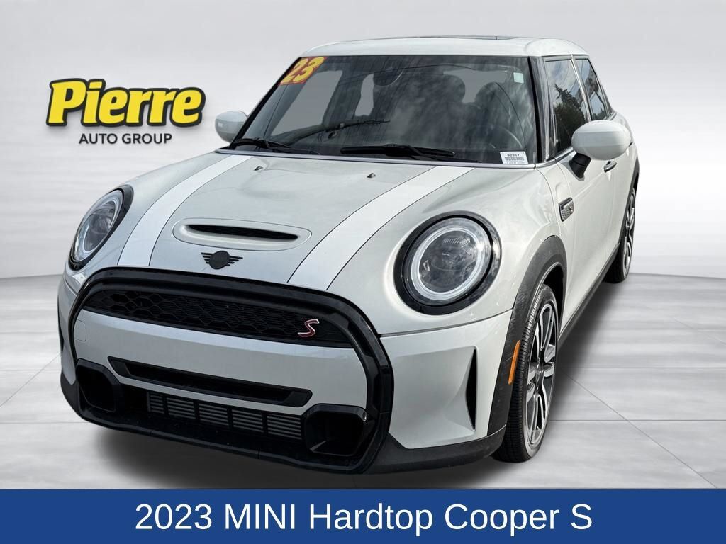2023 MINI Hardtop