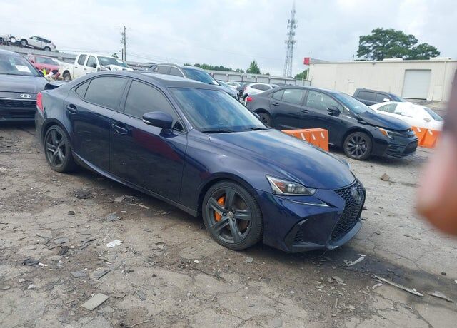 2019 LEXUS IS