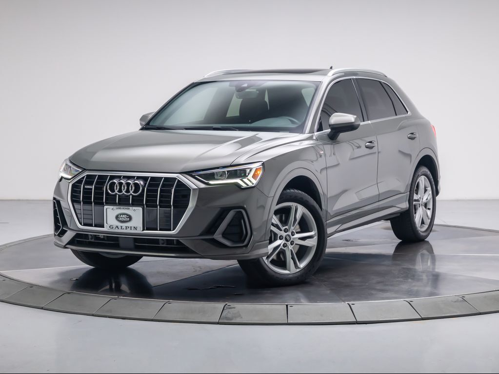 2024 AUDI Q3