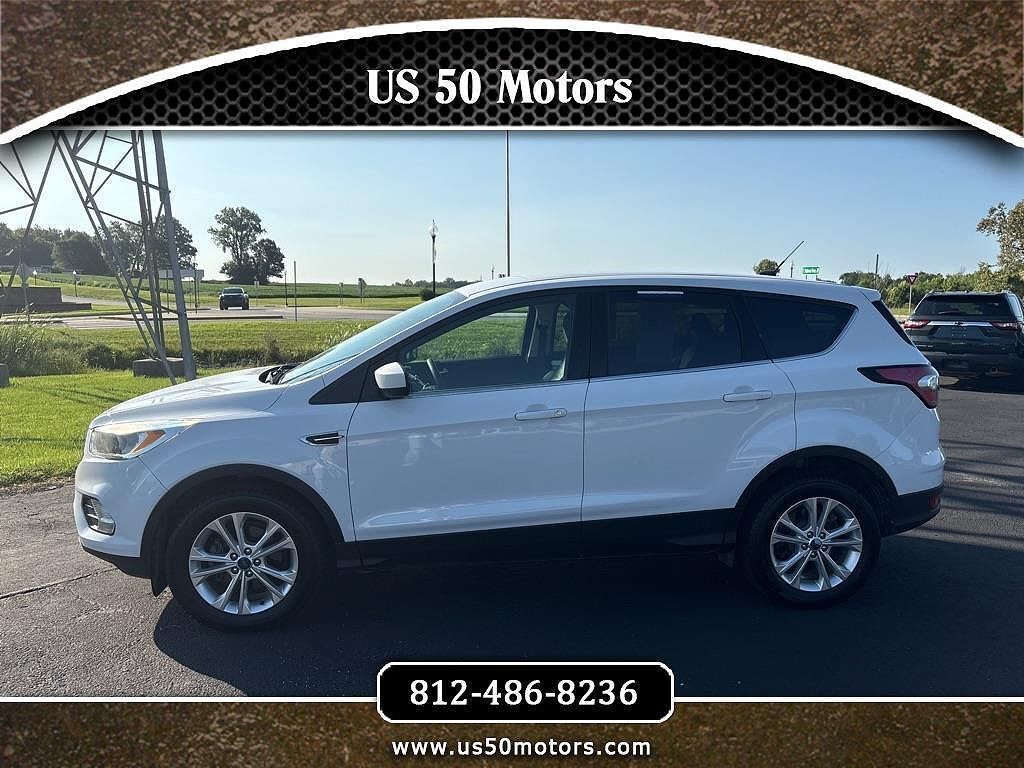 2017 FORD Escape