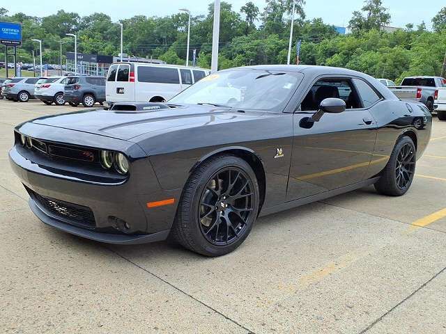 2016 DODGE Challenger